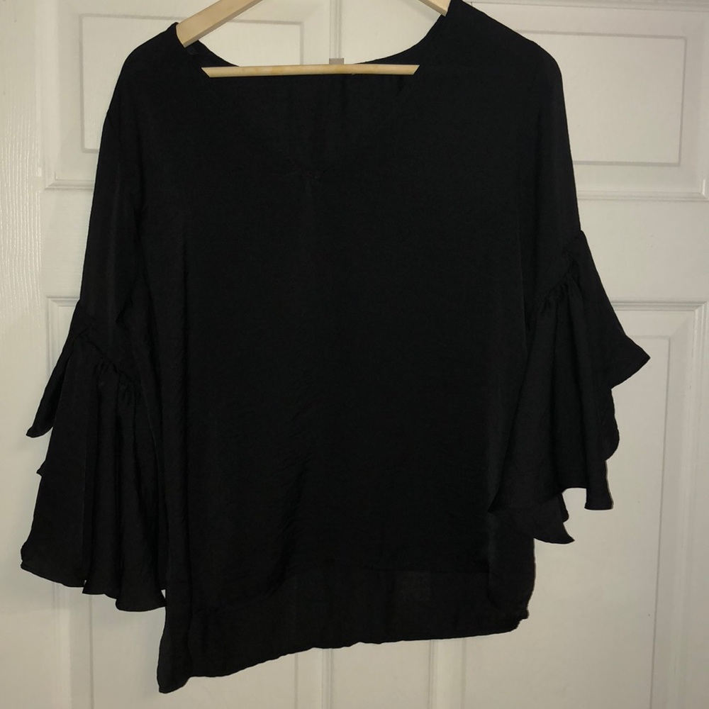 Black bow sleeves blouse